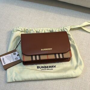 Burberry classic check bag Chestnut and Cream Check Wallet